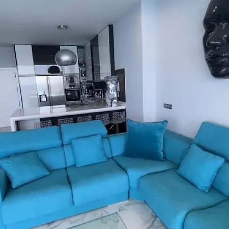 Apartment Penthouse In The Sea, Tauro *