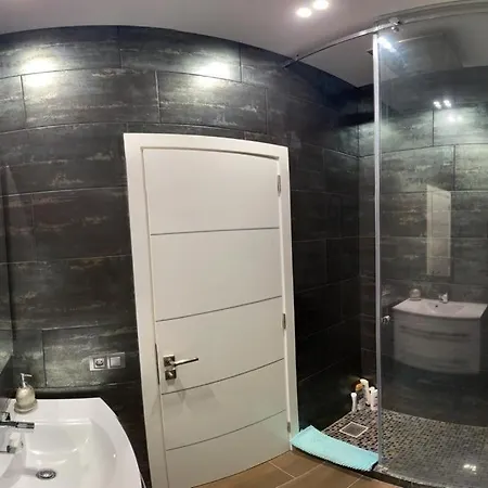 Apartment Penthouse In The Sea, Tauro Mogan