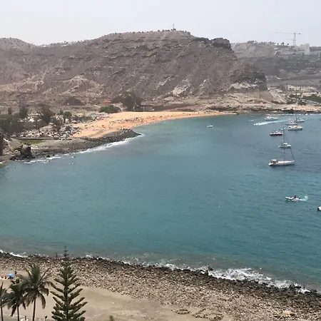 Penthouse In The Sea, Tauro *