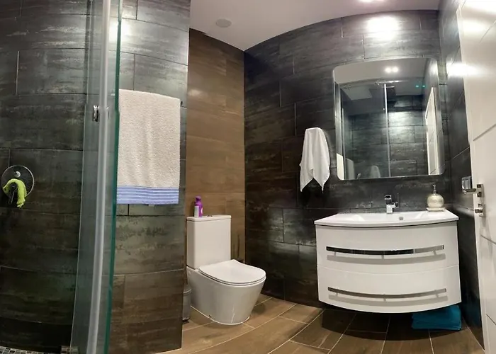 Penthouse In The Sea, Tauro 아파트
